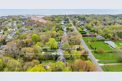 83 Gillette Avenue, Bayport, NY 11705 - Photo 3