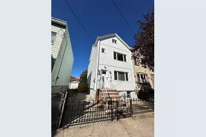 2040 41st Street #2, Astoria, NY 11105 - Photo 15