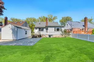 445 Peninsula Blvd, Lynbrook, NY 11563 - Photo 5