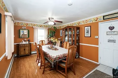 56 Haven Lane, Levittown, NY 11756 - Photo 3