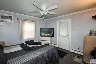56 Haven Ln, Levittown, NY 11756 - Photo 9