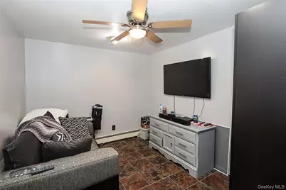 56 Haven Lane, Levittown, NY 11756 - Photo 11