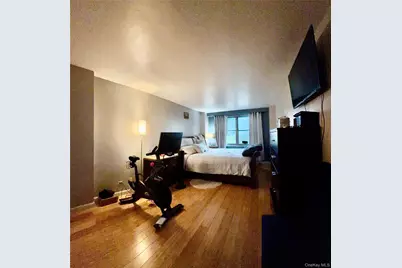 61-20 Grand Central Parkway #B 708, Forest Hills, NY 11375 - Photo 19