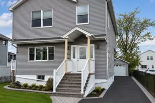 587 Miller Ave, Freeport, NY 11520 - Photo 3