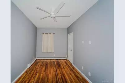 587 Miller Avenue, Freeport, NY 11520 - Photo 9