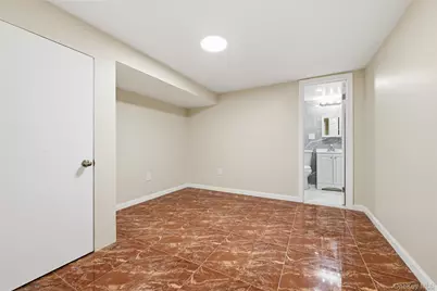 21536 Hillside Avenue, Queens Village, NY 11427 - Photo 13