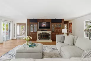 20 Point Dr S, Lake Peekskill, NY 10537 - Photo 9