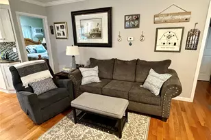 96 Pleasure Ave, Ronkonkoma, NY 11779 - Photo 7