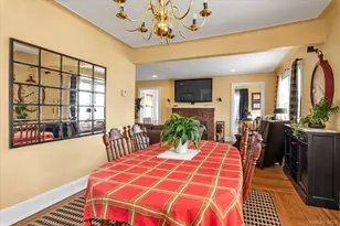 20 Highland Pl, Great Neck, NY 11020 - Photo 5