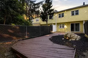 7 Roundtree Ct, Beacon, NY 12508 - Photo 3