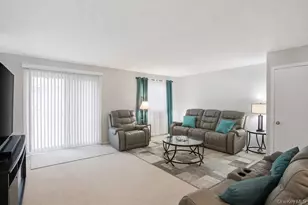 7 Roundtree Ct, Beacon, NY 12508 - Photo 7