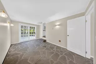 102 Quaker Ridge Rd, Manhasset, NY 11030 - Photo 9