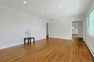 8 Ann Pl, Valhalla, NY 10595 - Photo 11