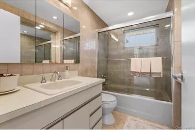 24 Mesa Road, Syosset, NY 11791 - Photo 25