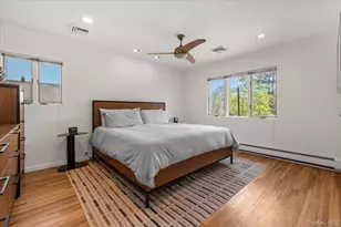 24 Mesa Rd, Syosset, NY 11791 - Photo 29