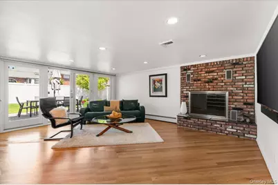 24 Mesa Road, Syosset, NY 11791 - Photo 19