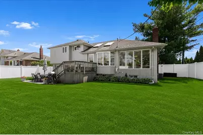 24 Mesa Road, Syosset, NY 11791 - Photo 41