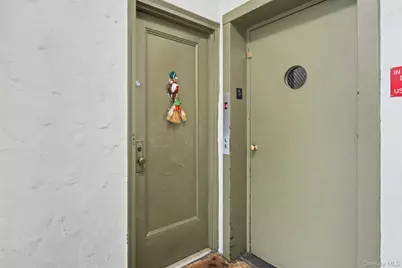 485 Pelham Road #B56, New Rochelle, NY 10805 - Photo 3