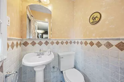 14118 14th Avenue, Whitestone, NY 11357 - Photo 15