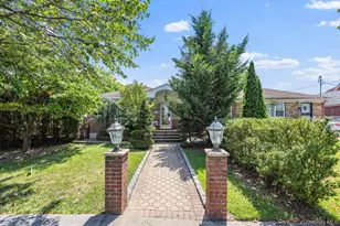141-18 14th Ave, Whitestone, NY 11357 - Photo 1