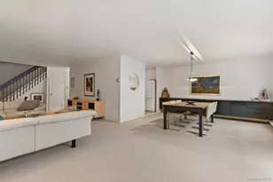 2 Fountain Ln, Scarsdale, NY 10583 - Photo 9