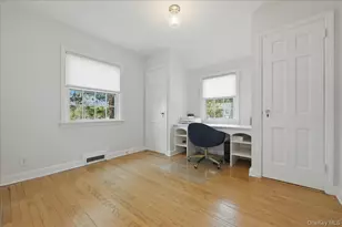 214 Nassau Ave, Munsey Park, NY 11030 - Photo 15