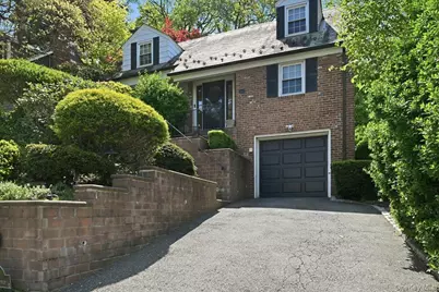 214 Nassau Avenue, Munsey Park, NY 11030 - Photo 1