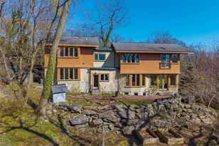 1 Scenic Dr, Hastings on Hudson, NY 10706 - Photo 5
