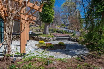1 Scenic Drive, Hastings on Hudson, NY 10706 - Photo 3