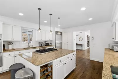 135 Pembroke Drive, East Hampton, NY 11937 - Photo 19