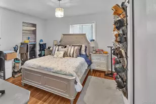 27 Camp Dr, Selden, NY 11784 - Photo 15