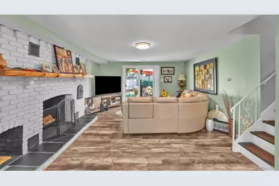 27 Camp Drive, Selden, NY 11784 - Photo 5