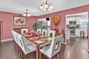 27 Camp Dr, Selden, NY 11784 - Photo 13