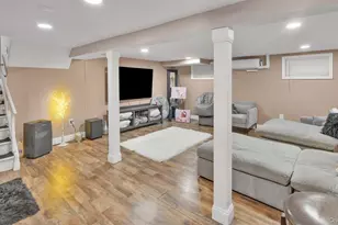 27 Camp Dr, Selden, NY 11784 - Photo 25
