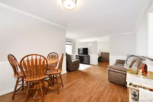 370 W Broadway, Long Beach, NY 11561 - Photo 11