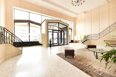 370 W Broadway #4Y, Long Beach, NY 11561 - Photo 5