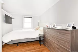 370 W Broadway, Long Beach, NY 11561 - Photo 17
