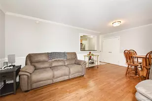 370 W Broadway, Long Beach, NY 11561 - Photo 9