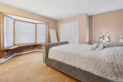 33 Broadway Avenue, Holtsville, NY 11742 - Photo 11