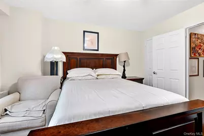 2550 Olinville Avenue #2H, Bronx, NY 10467 - Photo 27