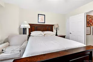 2550 Olinville Ave, Bronx, NY 10467 - Photo 27