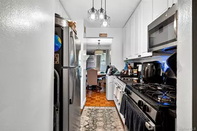 2550 Olinville Avenue #2H, Bronx, NY 10467 - Photo 21