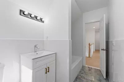207 E Main Street, Port Jervis, NY 12771 - Photo 27