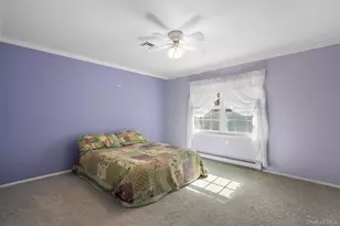 54 Aylesbury Ct, Ridge, NY 11961 - Photo 9