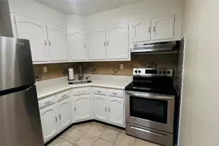 395 Woodbridge Dr, Ridge, NY 11961 - Photo 9