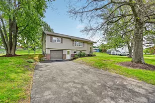 31 Monarch Dr, Newburgh, NY 12550 - Photo 3