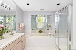 1 Plantation Dr, Hauppauge, NY 11788 - Photo 27