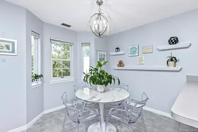 1 Plantation Drive, Hauppauge, NY 11788 - Photo 17