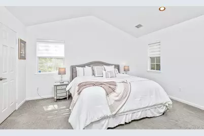 1 Plantation Drive, Hauppauge, NY 11788 - Photo 25
