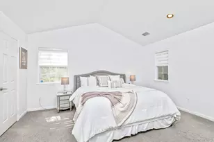 1 Plantation Dr, Hauppauge, NY 11788 - Photo 25